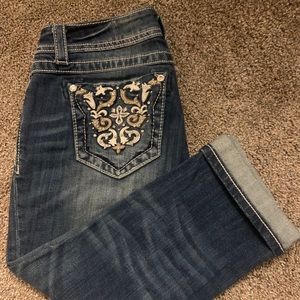 Miss Me Jeans | Size 27 | Cuffed Capri | Embellish